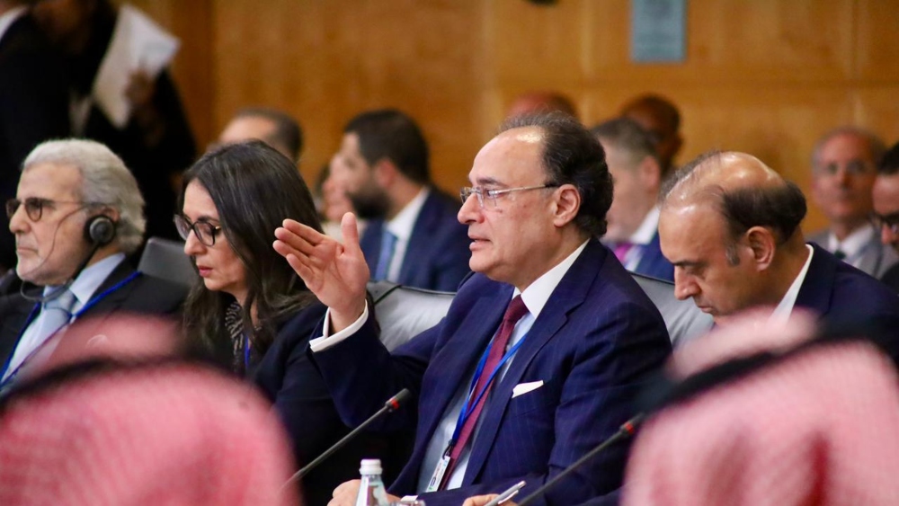 In Washington, Finance minister says Pakistan entered global uncertainty with stronger buffers